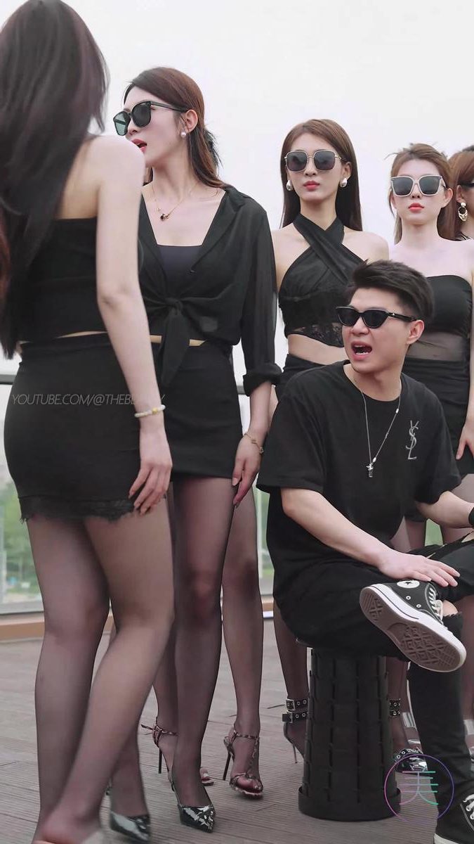 图片[1]-精选NO.1289 2024 深圳粤港澳大湾区车展 Model 车模随拍 95[20P]-草丛看图