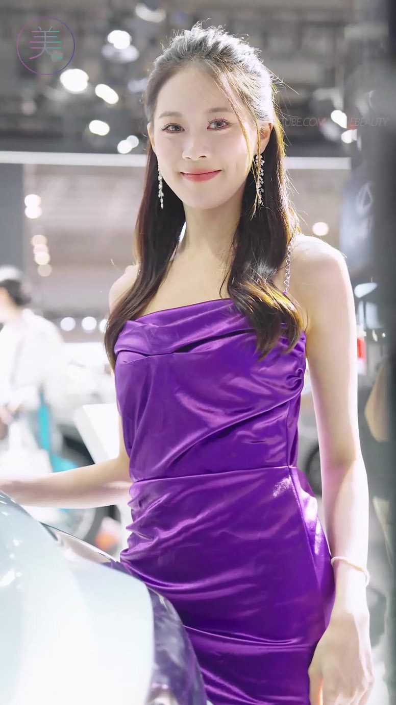 图片[2]-精选NO.1023 2024 东莞春季车展 Racing Model 车模随拍 Fancam LOOKBOOK 05[20P]-草丛看图