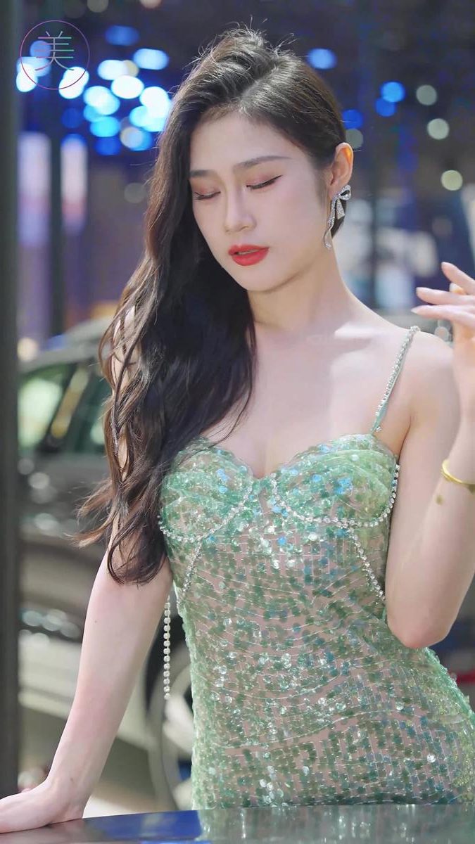 图片[3]-精选NO.1279 2024 深圳粤港澳大湾区车展 Model 车模随拍 85[20P]-草丛看图