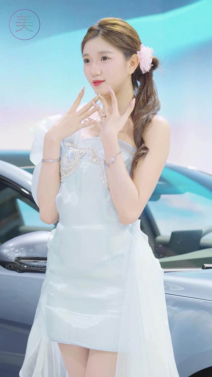 图片[3]-精选NO.1030 2024 东莞春季车展 Racing Model 车模随拍 Fancam LOOKBOOK 12[20P]-草丛看图