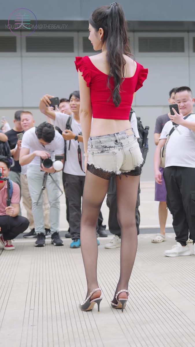 图片[4]-精选NO.1131 2024 深圳粤港澳大湾区车展 Model 车模随拍 12[20P]-草丛看图