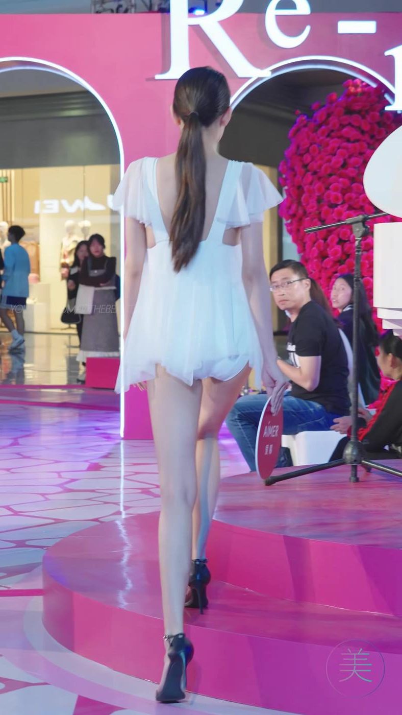 图片[4]-精选NO.0712 2023 珠海华发商都 #内一秀 Racing Model 01[20P]-草丛看图