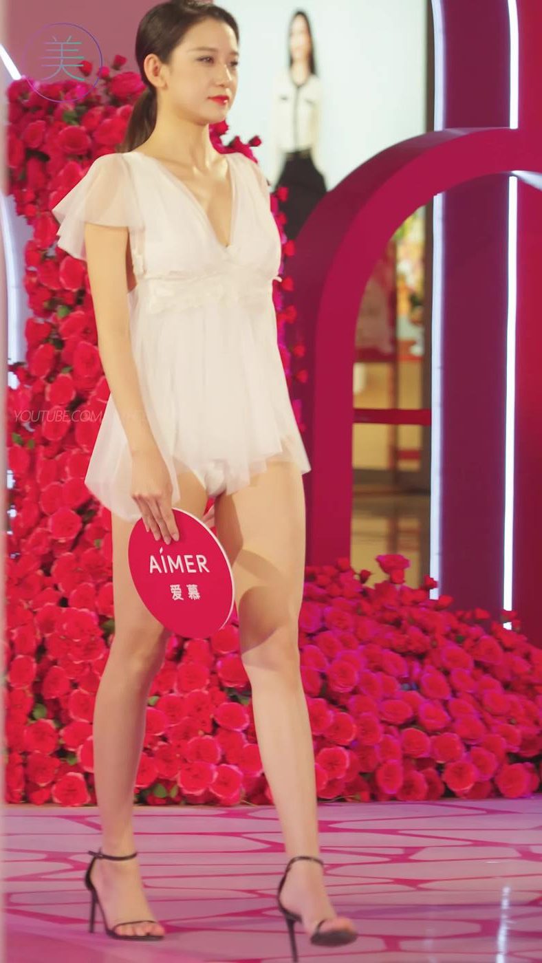 图片[1]-精选NO.0712 2023 珠海华发商都 #内一秀 Racing Model 01[20P]-草丛看图