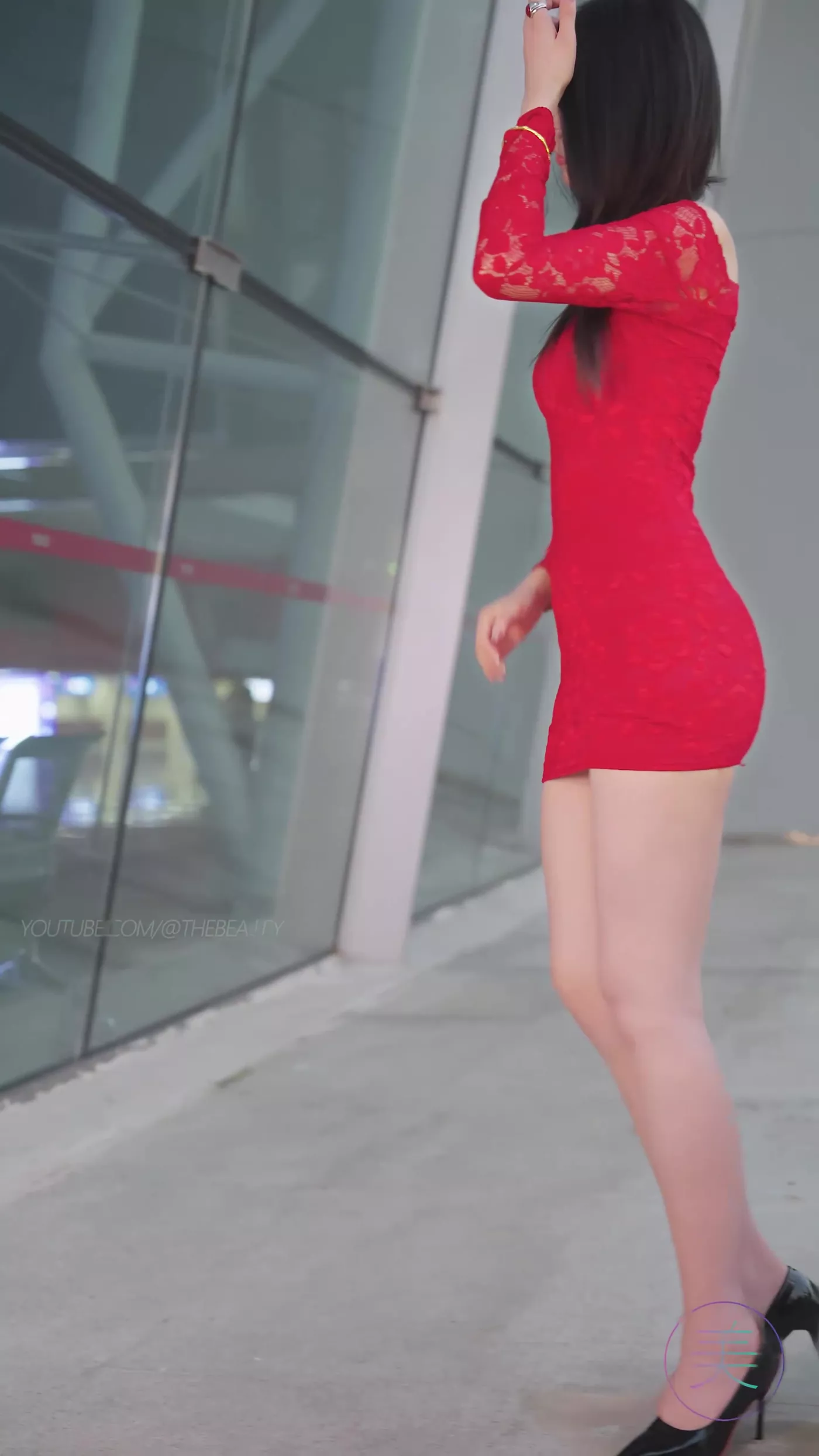 图片[6]-精选NO.0469 2023 广州车展 Racing Model 车模抖音网荭随拍17[20P]-草丛看图