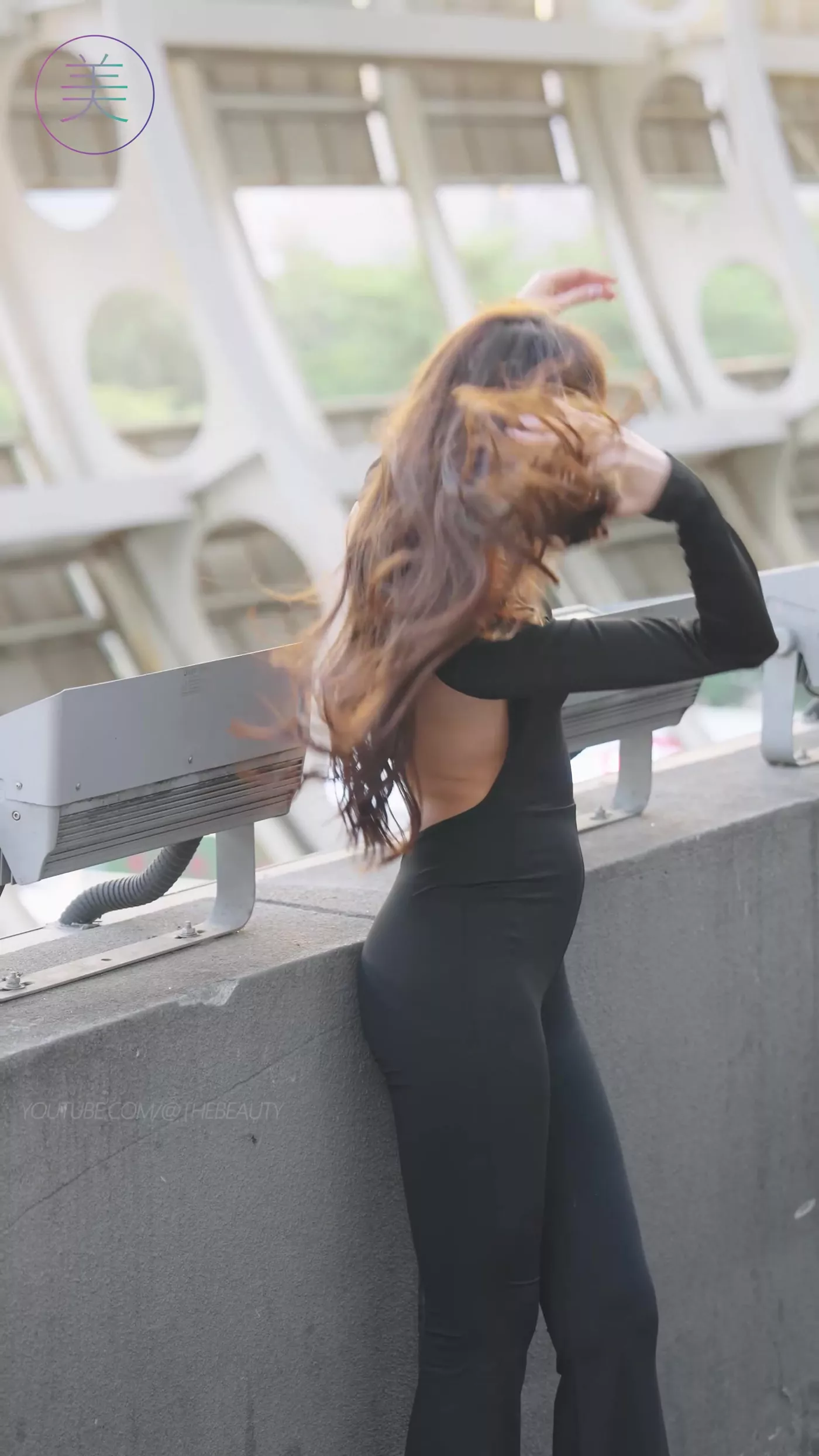 图片[4]-精选NO.0468 2023 广州车展 Racing Model 车模抖音网荭随拍16[20P]-草丛看图