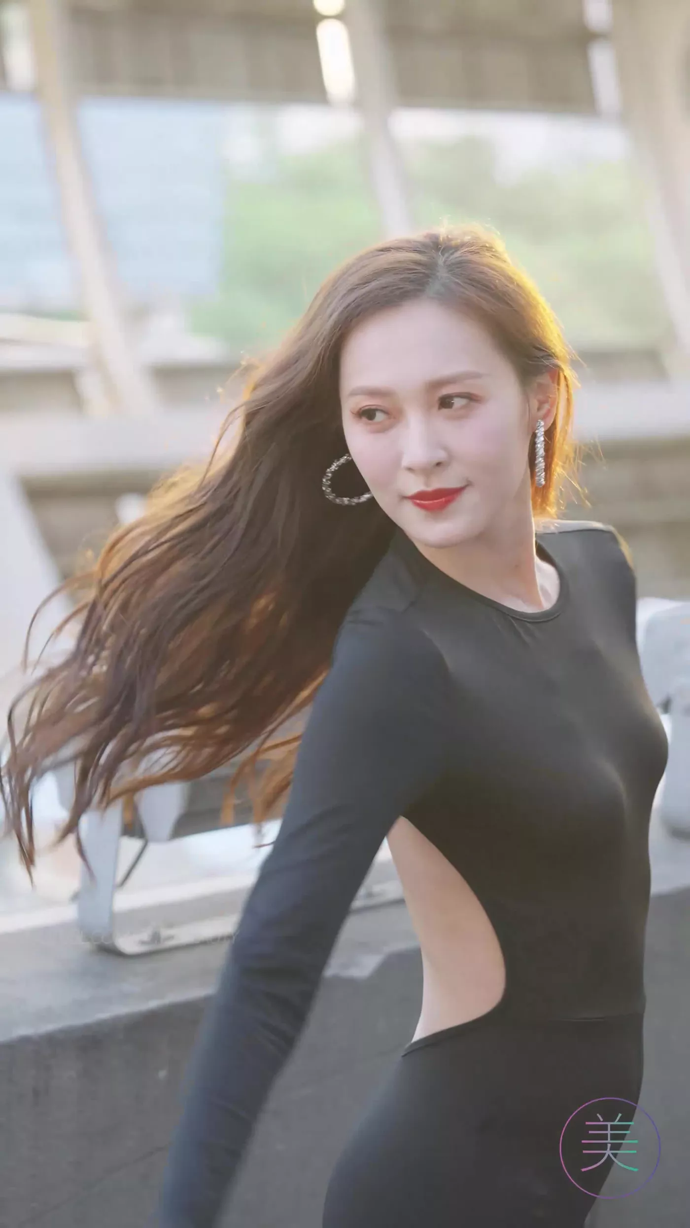 图片[1]-精选NO.0468 2023 广州车展 Racing Model 车模抖音网荭随拍16[20P]-草丛看图