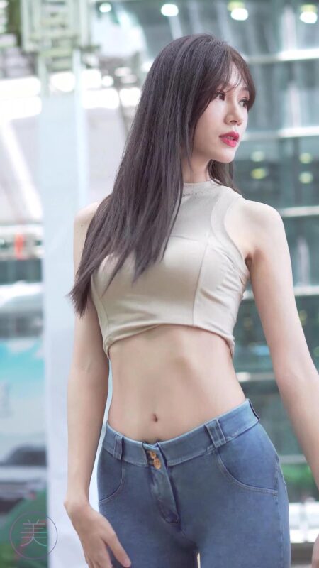 精选NO.0298 2021 深圳车展 Racing Model 车模随拍01[20P]-草丛看图