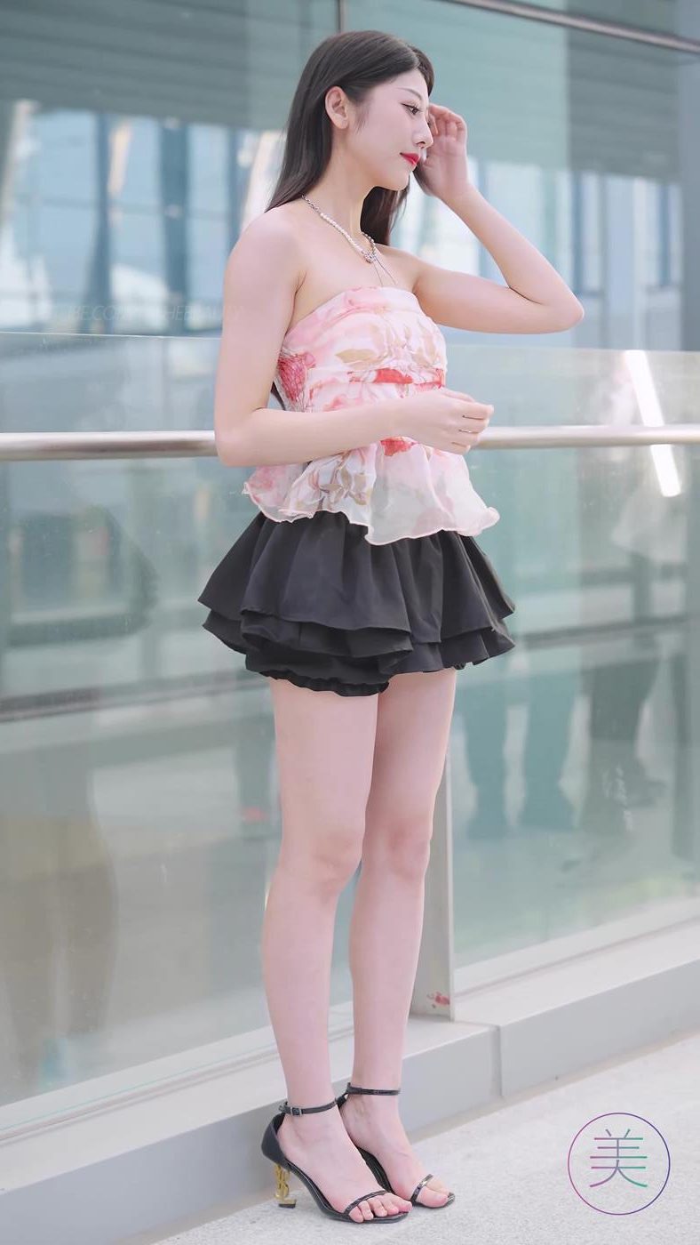 图片[2]-精选NO.0808 2023 广州车展 Racing Model 车模抖音网荭随拍60[20P]-草丛看图