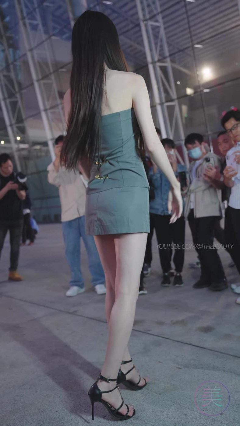 图片[4]-精选NO.0820 2023 广州车展 Racing Model 车模抖音网荭随拍72[20P]-草丛看图