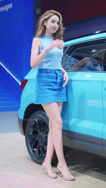 精选NO.0718 2023 广州车展 Racing Model 车模抖音网荭随拍40[20P]-草丛看图