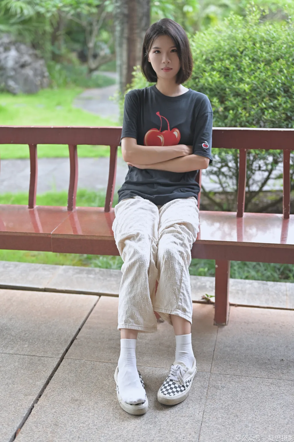 图片[7]-精选凝思摄影 NO.031 小睿-T恤、短白袜、平底鞋[129P]-草丛看图