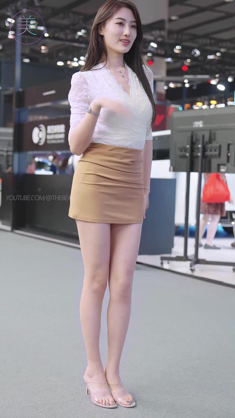 图片[7]-精选NO.0736 2023 广州车展 Racing Model 车模抖音网荭随拍52[20P]-草丛看图