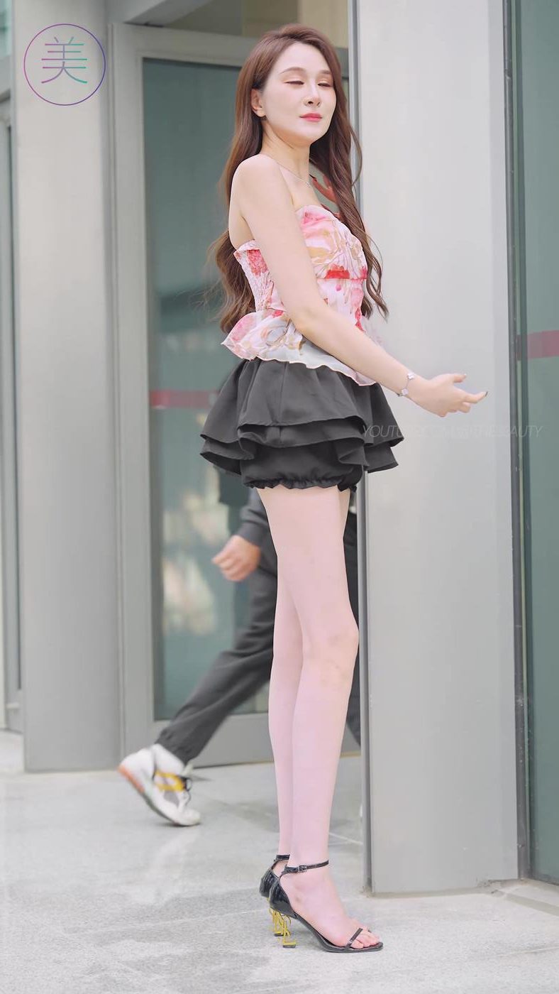 图片[6]-精选NO.0804 2023 广州车展 Racing Model 车模抖音网荭随拍56[20P]-草丛看图