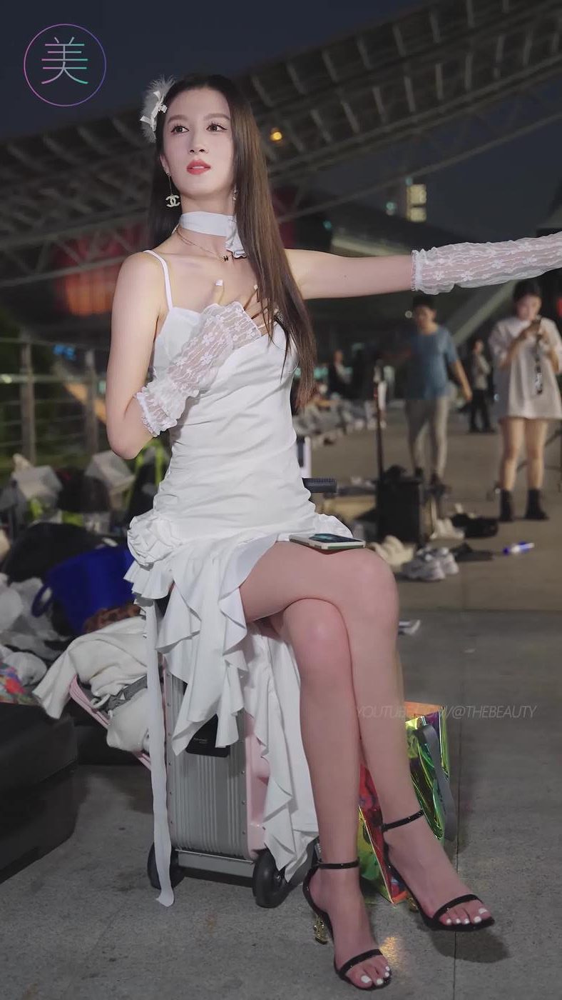 图片[8]-精选NO.0821 2023 广州车展 Racing Model 车模抖音网荭随拍73[20P]-草丛看图