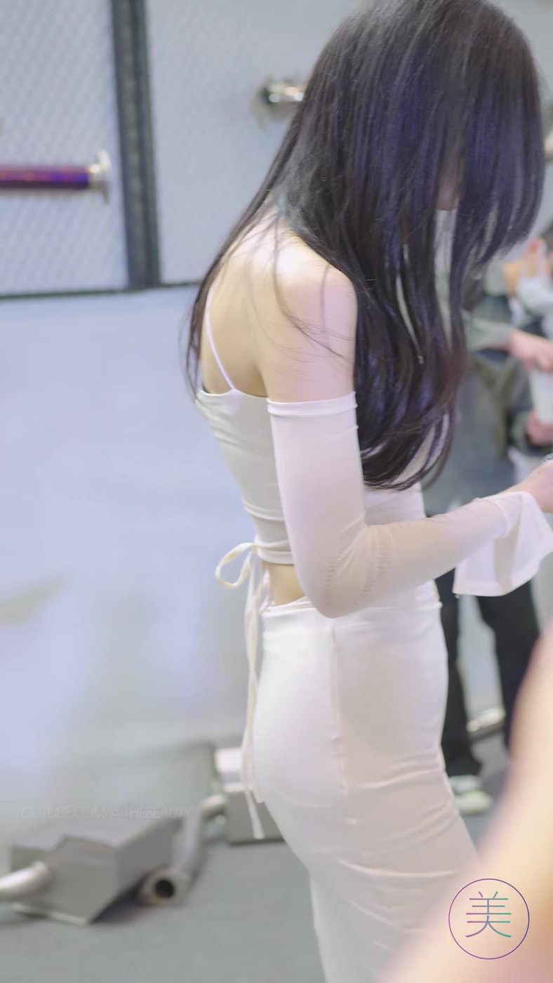 图片[5]-精选NO.0606 2023 深圳改装车展 Auto Salon Racing Model 35[20P]-草丛看图