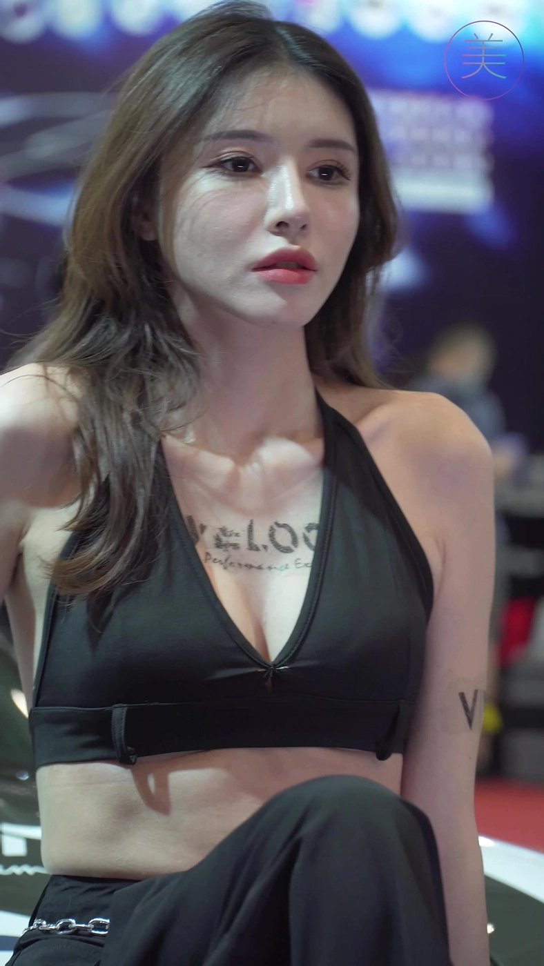 图片[6]-精选NO.0330 2021 深圳改装车展 Auto Salon Racing Model 48[20P]-草丛看图