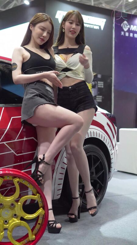 精选NO.0321 2021 深圳改装车展 Auto Salon Racing Model 39[20P]-草丛看图