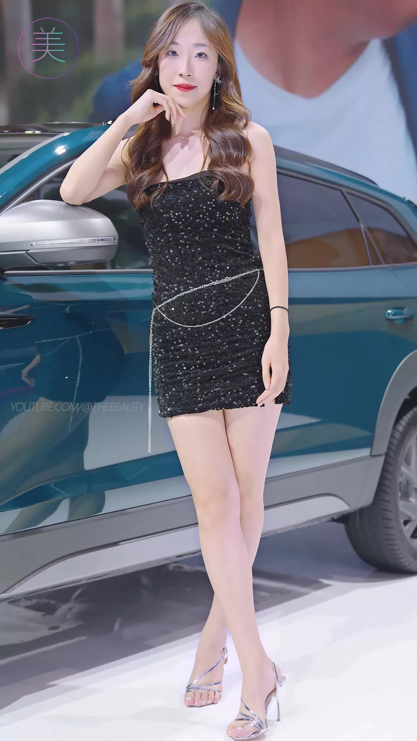 图片[2]-精选NO.0485 2023 广州车展 Racing Model 车模抖音网荭随拍33[20P]-草丛看图