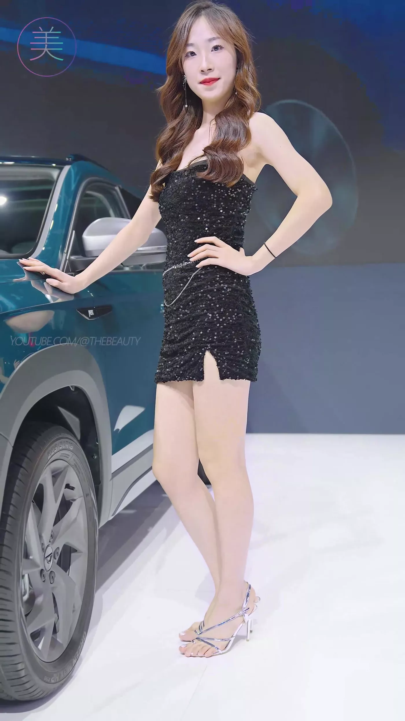 图片[4]-精选NO.0485 2023 广州车展 Racing Model 车模抖音网荭随拍33[20P]-草丛看图