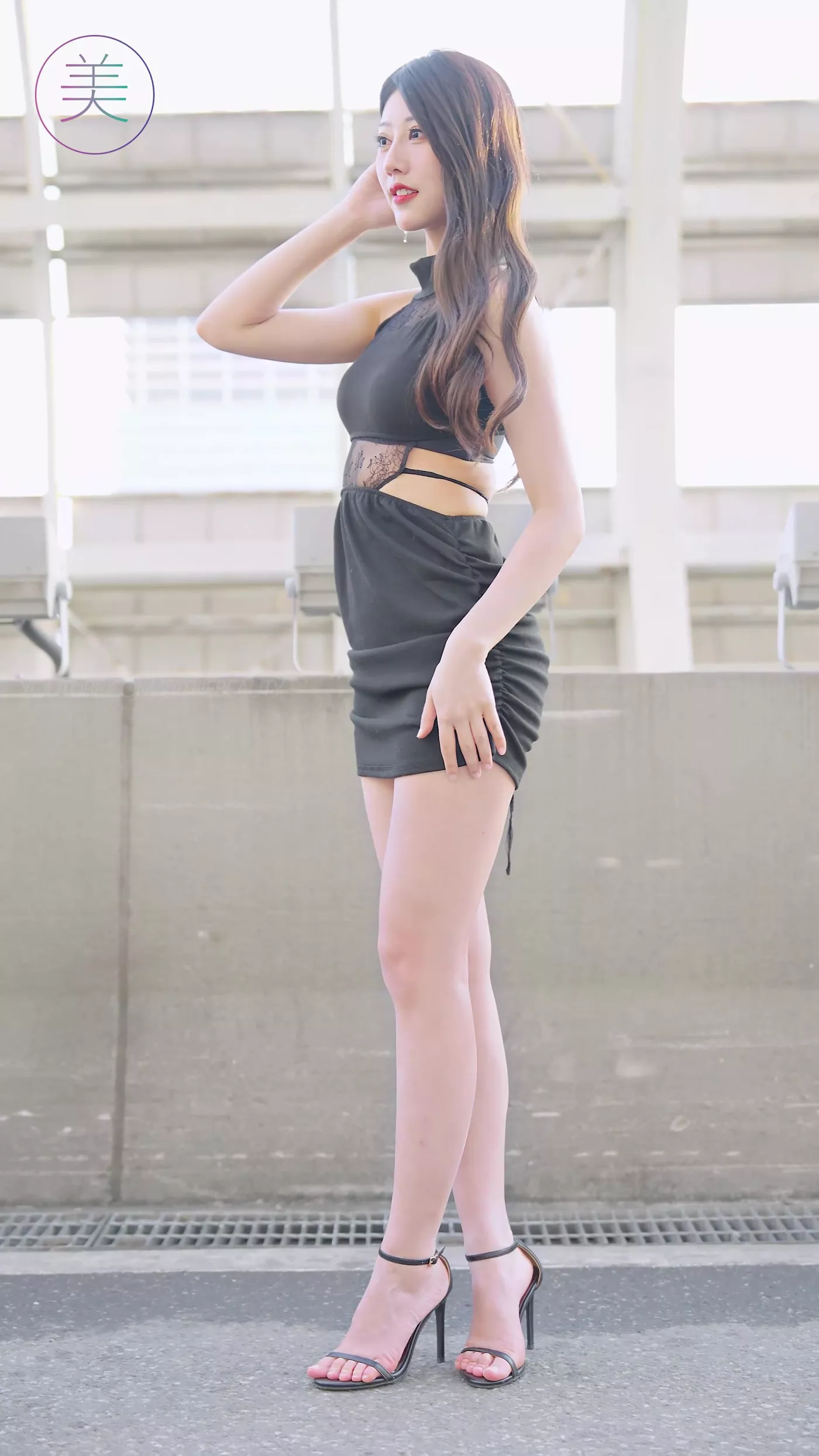 图片[5]-精选NO.0484 2023 广州车展 Racing Model 车模抖音网荭随拍32[20P]-草丛看图