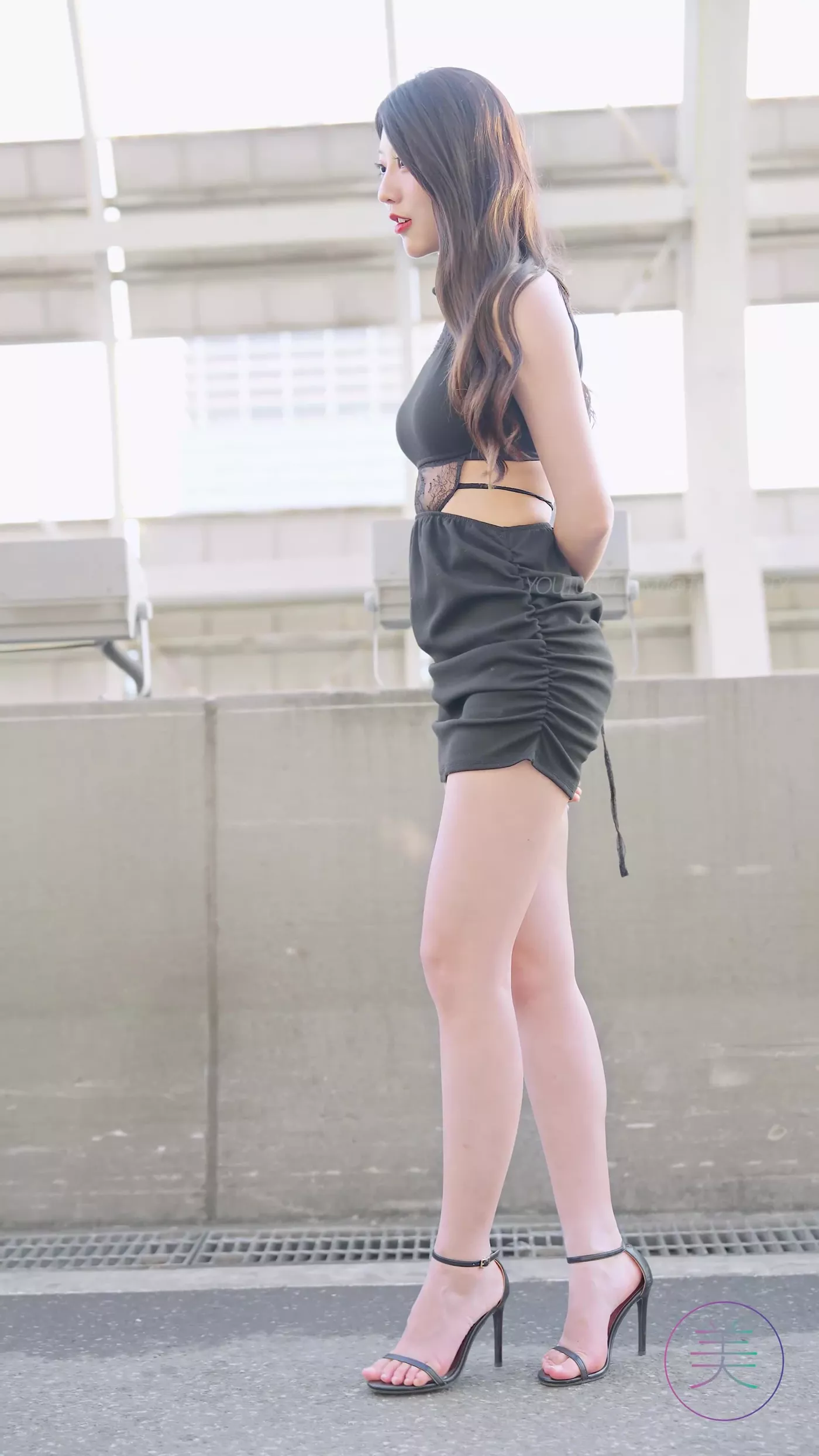 图片[7]-精选NO.0484 2023 广州车展 Racing Model 车模抖音网荭随拍32[20P]-草丛看图