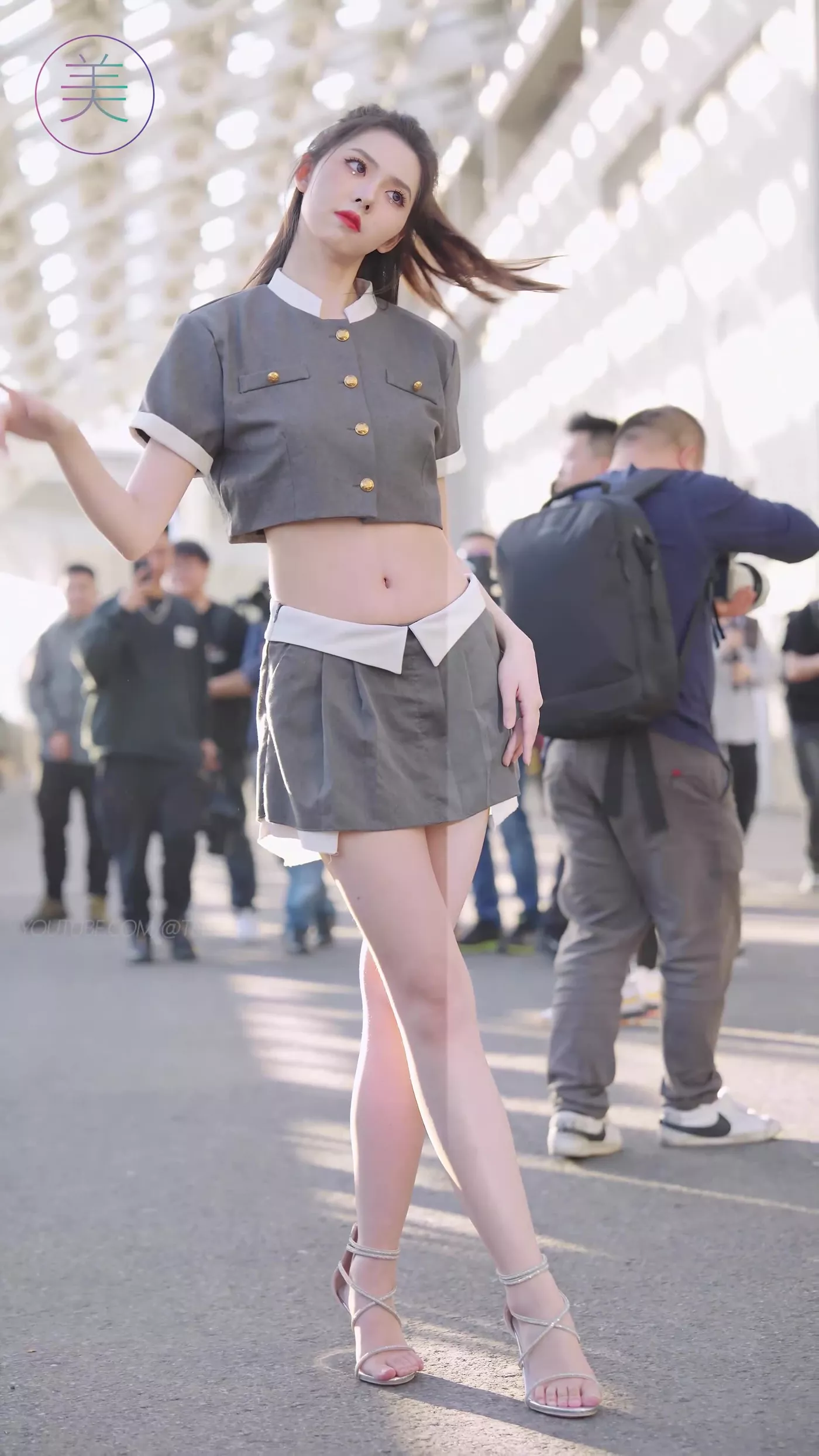 图片[2]-精选NO.0459 2023 广州车展 Racing Model 车模抖音网荭随拍07[20P]-草丛看图