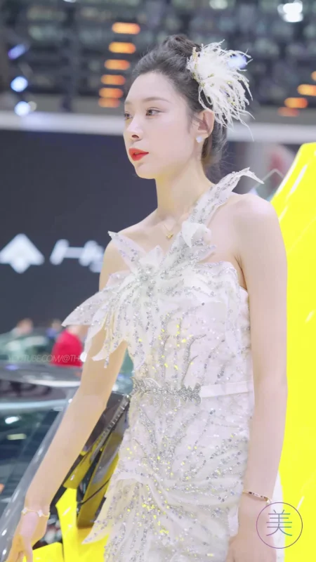 精选NO.0451 2023 广州车展 Racing Model Hyper车模 01[20P]-草丛看图