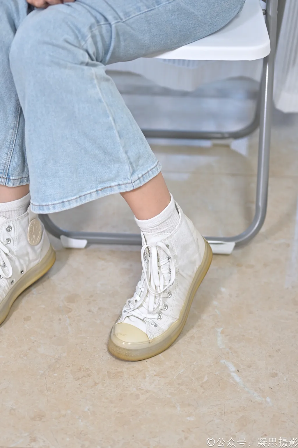 图片[8]-精选凝思摄影 NO.023 小睿-T恤、短白袜、平底鞋[142P]-草丛看图
