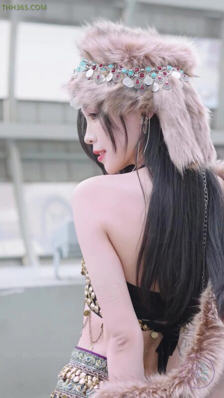 精选NO.0348 2022 广州车展 Racing Model 车模随拍29[20P]-草丛看图