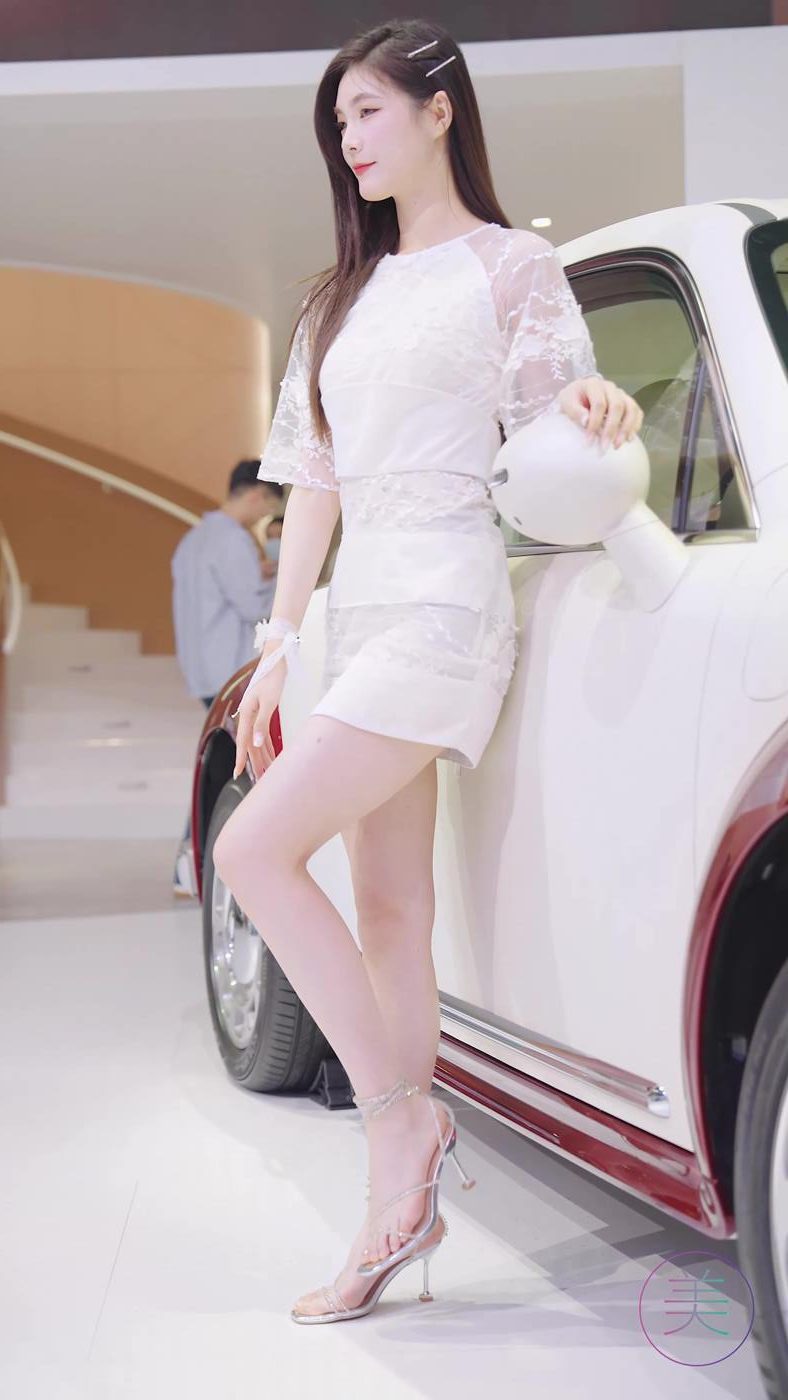 图片[3]-精选NO.0815 2023 广州车展 Racing Model 车模抖音网荭随拍67[20P]-草丛看图