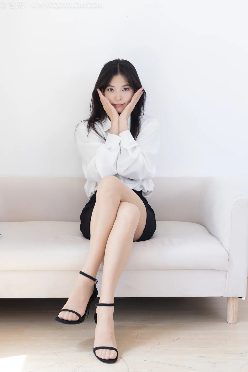 图片[8]-精选勿恋传媒 NO.2506 茯苓-高跟凉鞋、薄肉丝、薄黑丝、裸足[170P]-草丛看图