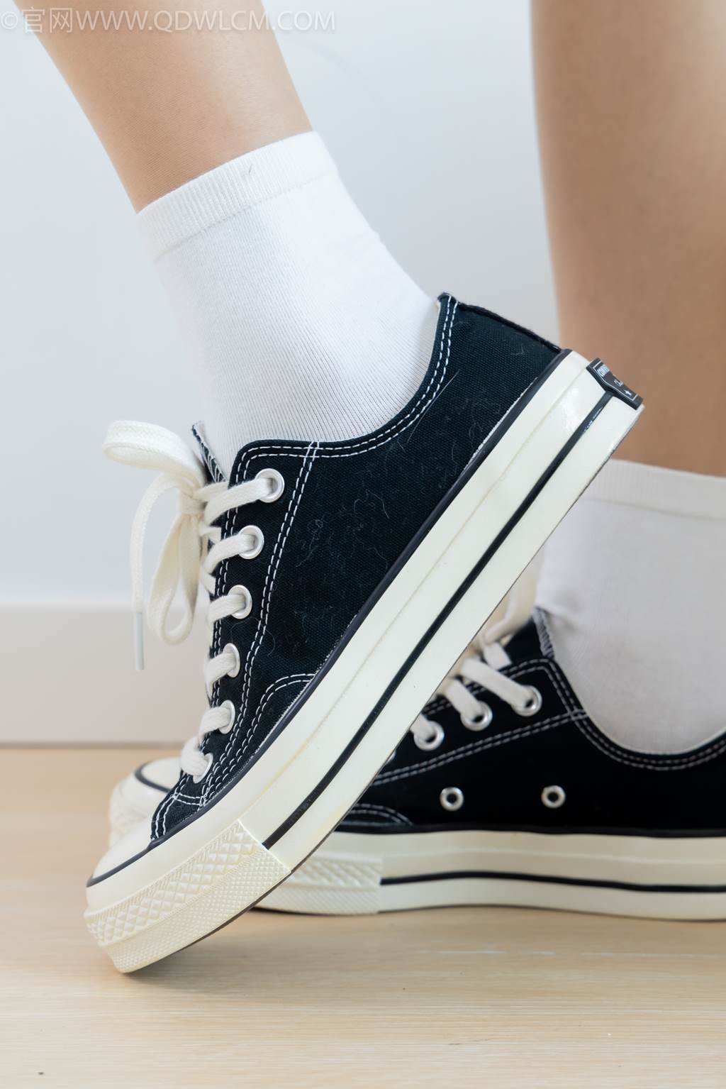 图片[5]-精选勿恋传媒 NO.2483 茯苓-帆布鞋、白棉袜、薄肉丝[171P]-草丛看图