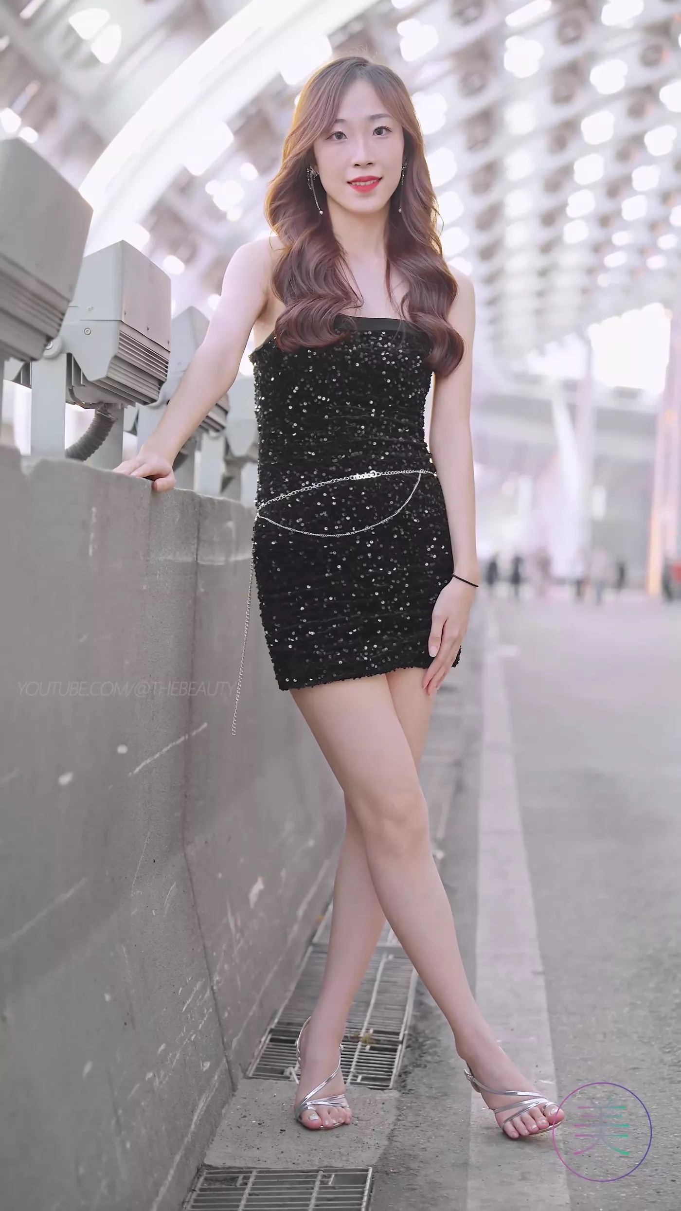 图片[6]-精选NO.0456 2023 广州车展 Racing Model 车模抖音网荭随拍04[20P]-草丛看图