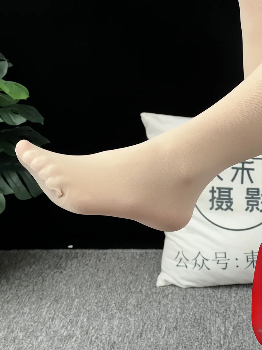 图片[2]-精选三禾摄影 NO.013 海军白裙 高跟[159P]-草丛看图