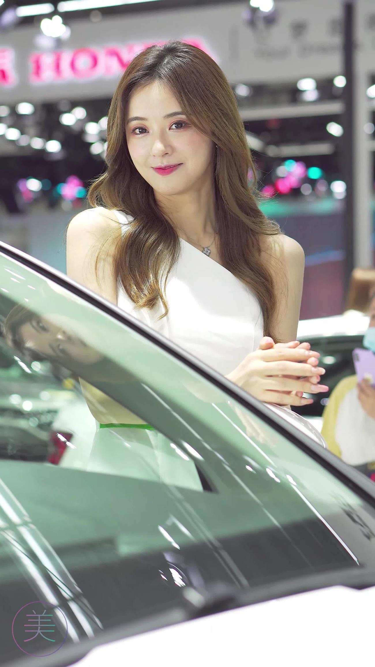 图片[1]-精选NO.0314 2021 深圳大湾区车展 Racing Model SKODA车模04[20P]-草丛看图