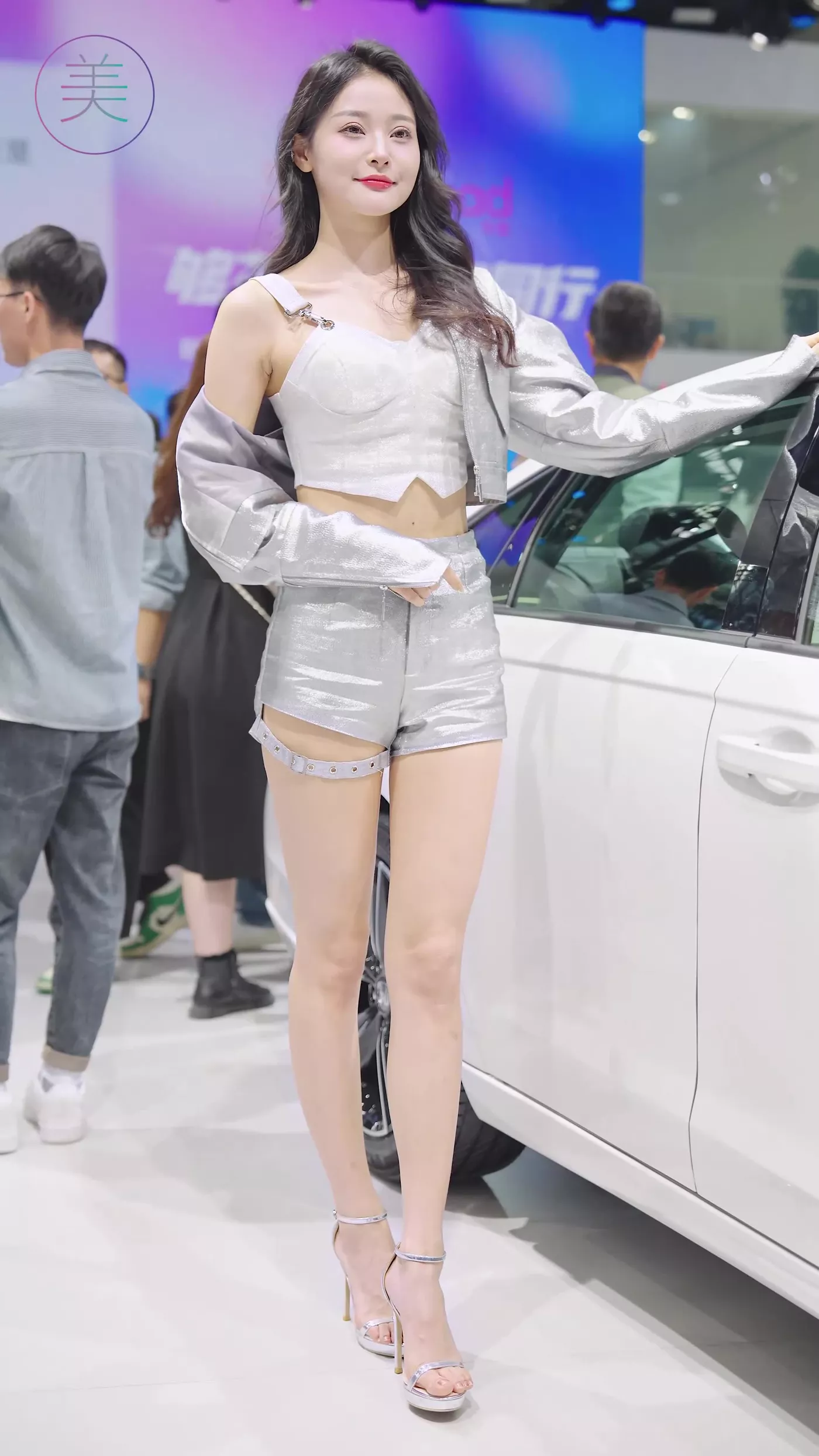 图片[2]-精选NO.0486 2023 广州车展 Racing Model 车模抖音网荭随拍34[20P]-草丛看图