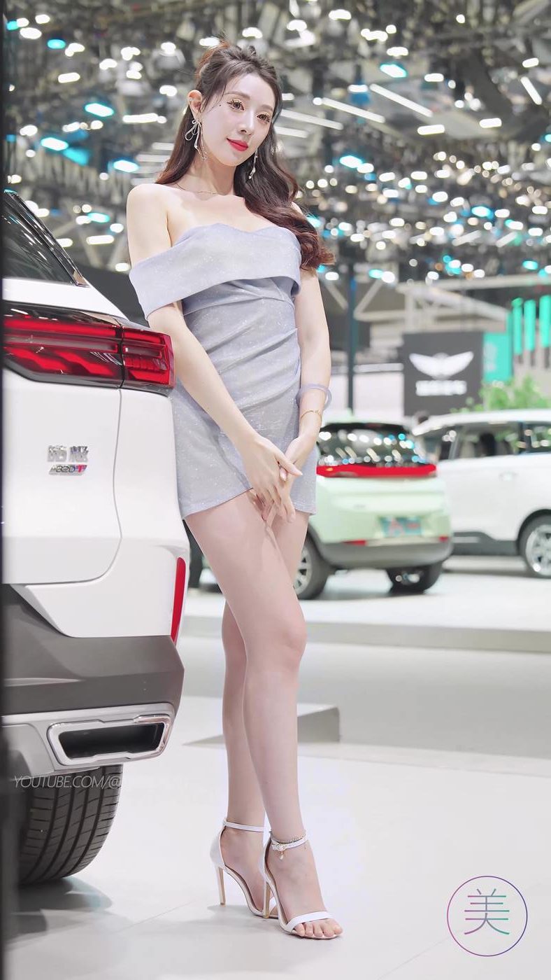 图片[4]-精选NO.0807 2023 广州车展 Racing Model 车模抖音网荭随拍59[20P]-草丛看图