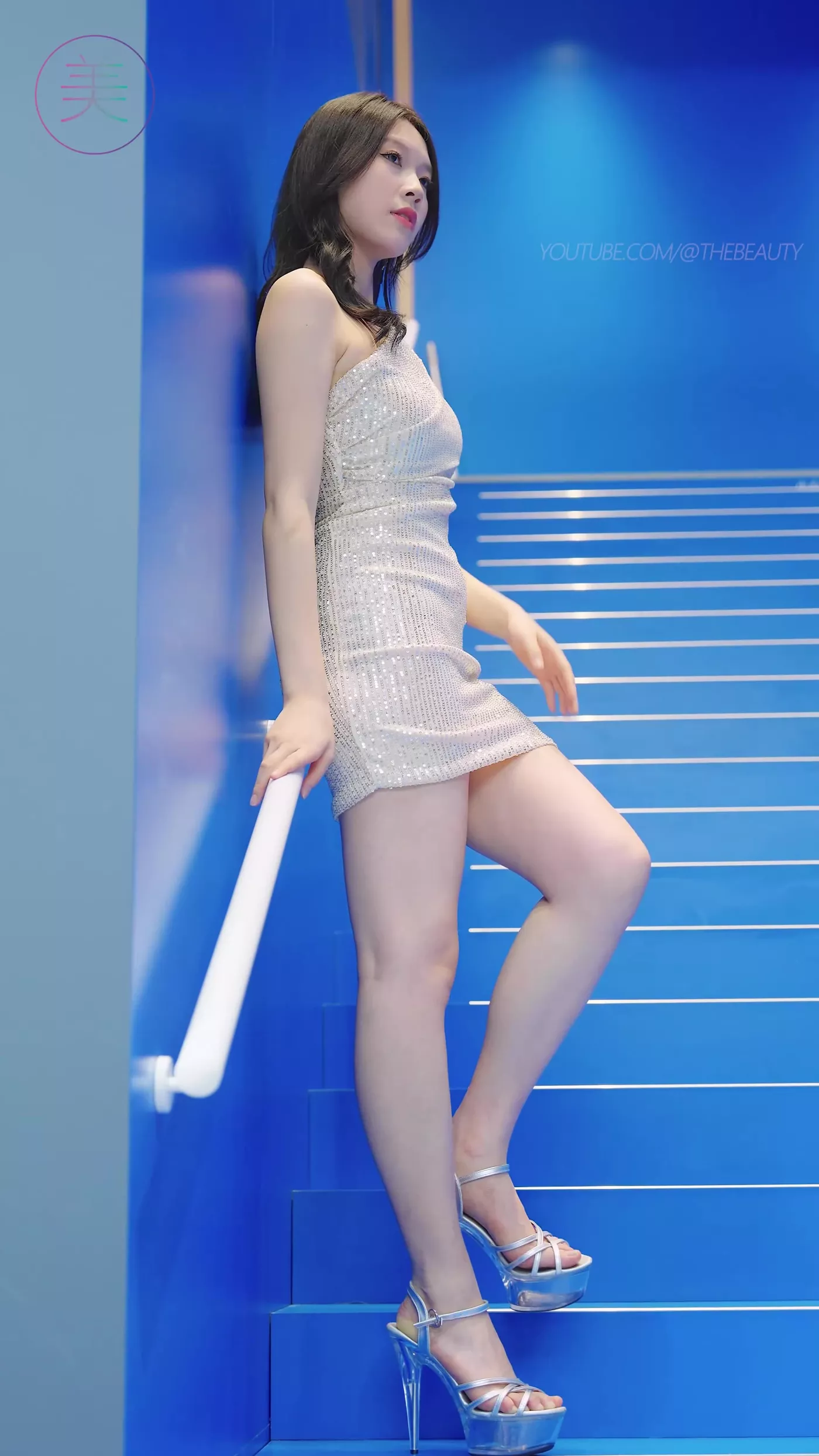 图片[6]-精选NO.0476 2023 广州车展 Racing Model 车模抖音网荭随拍24[20P]-草丛看图