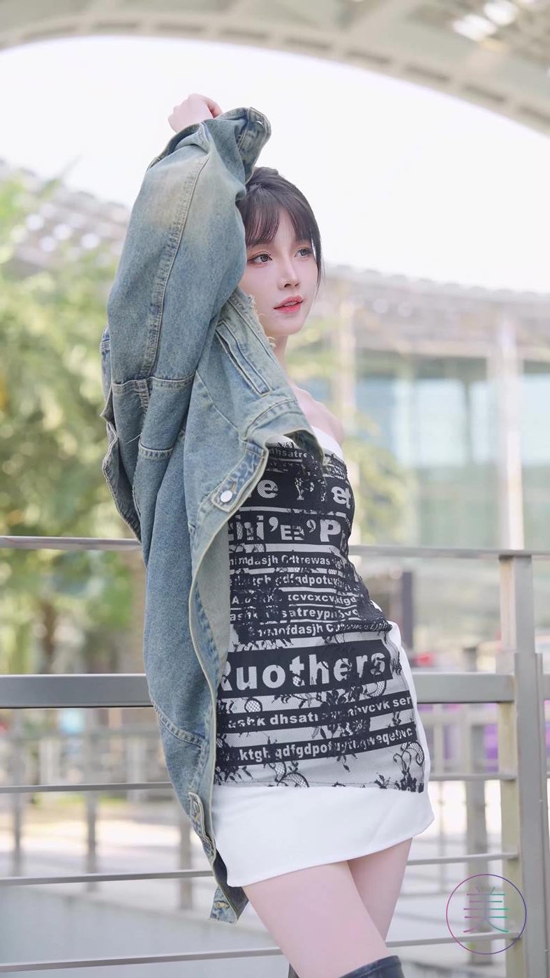 图片[6]-精选NO.0715 2023 广州车展 Racing Model 车模抖音网荭随拍37[20P]-草丛看图