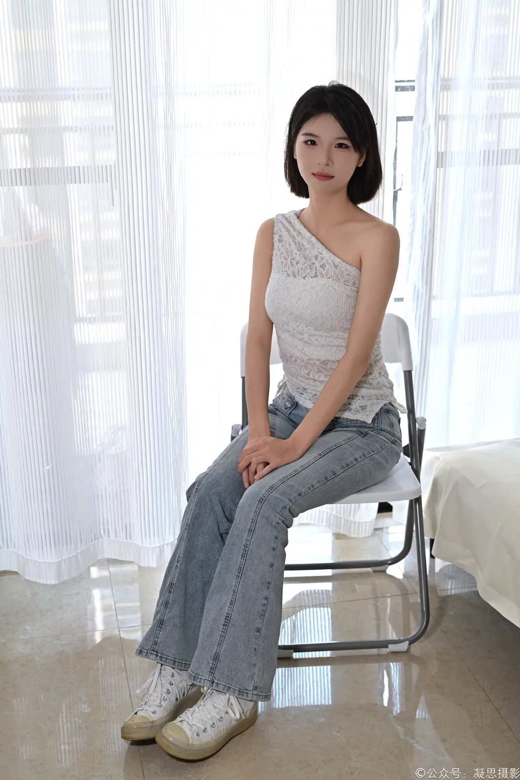 图片[4]-精选凝思摄影 NO.018 小睿-T恤、短白袜、平底鞋[142P]-草丛看图