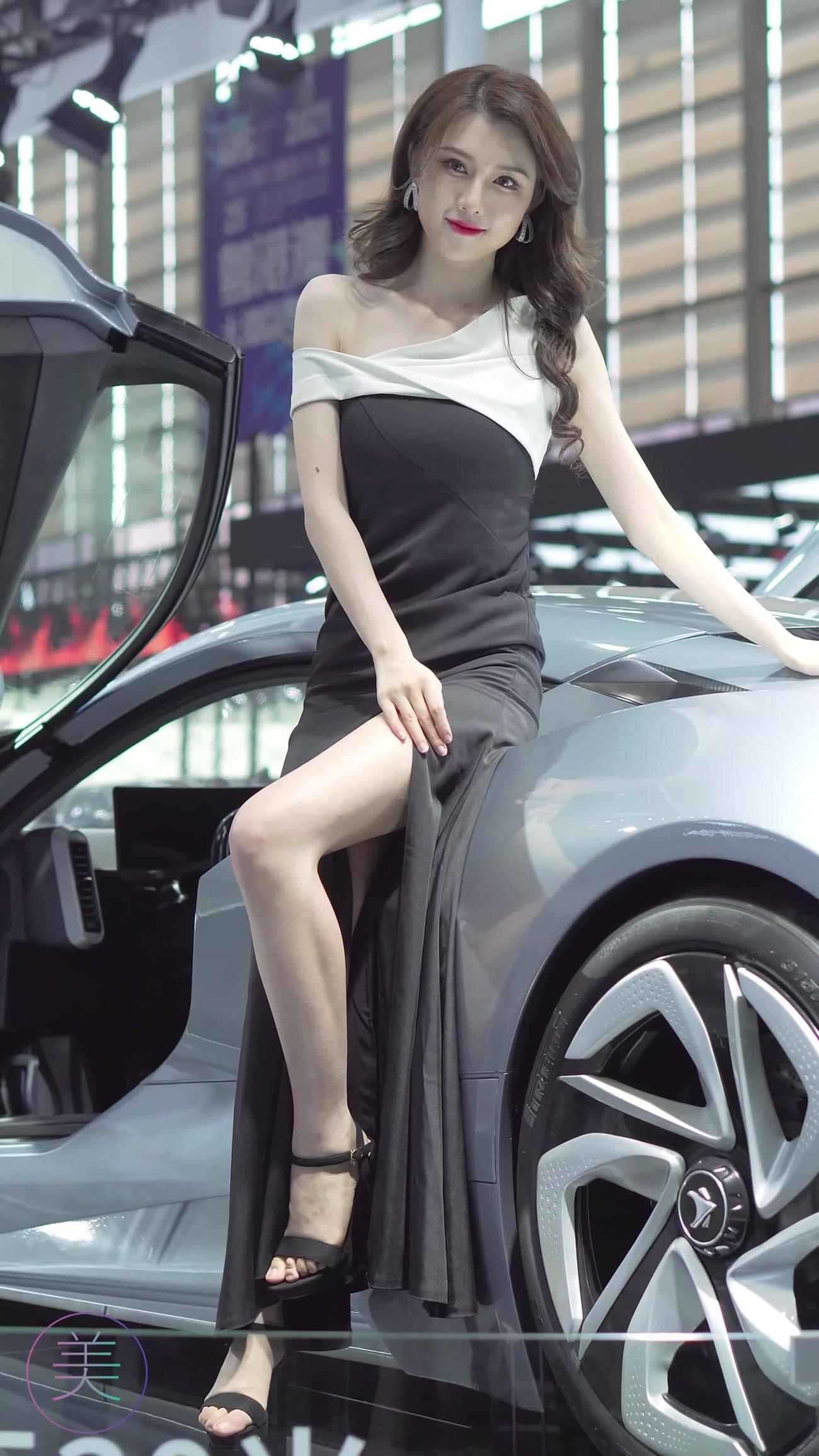 图片[2]-精选NO.0303 2021 深圳大湾区车展 Racing Model ARCFOX车模02[20P]-草丛看图