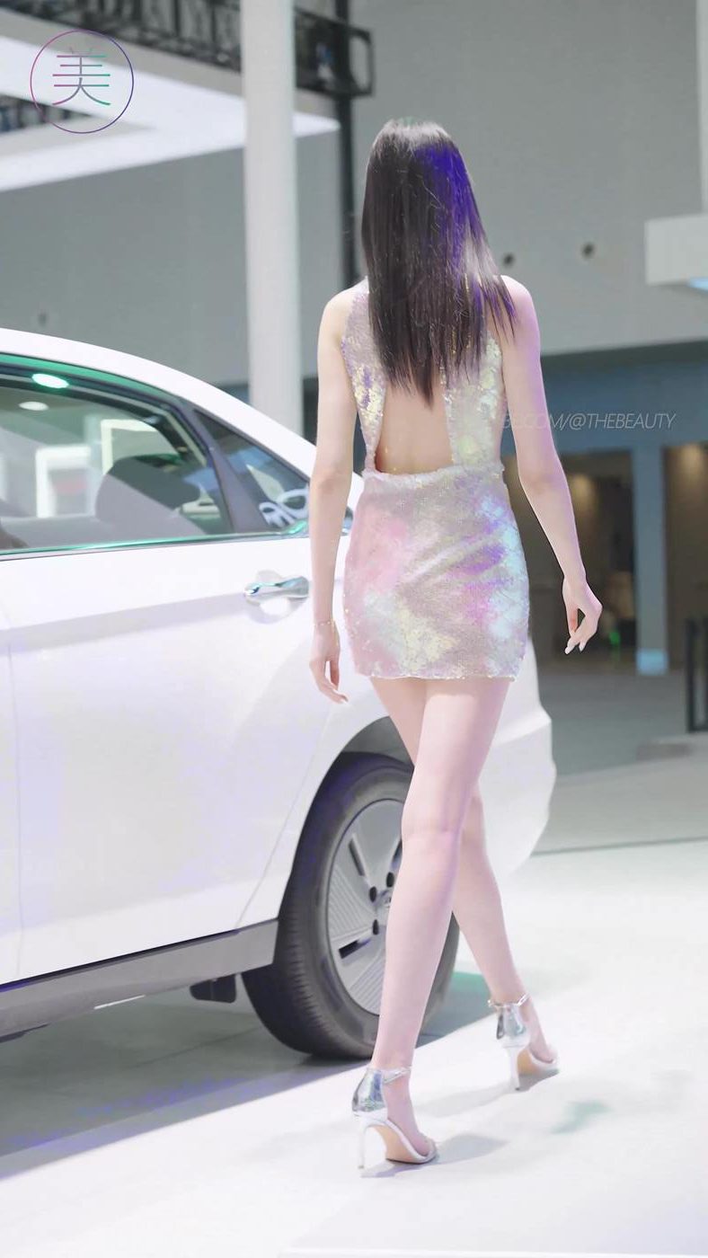 图片[5]-精选NO.0723 2023 广州车展 Racing Model 车模抖音网荭随拍45[20P]-草丛看图