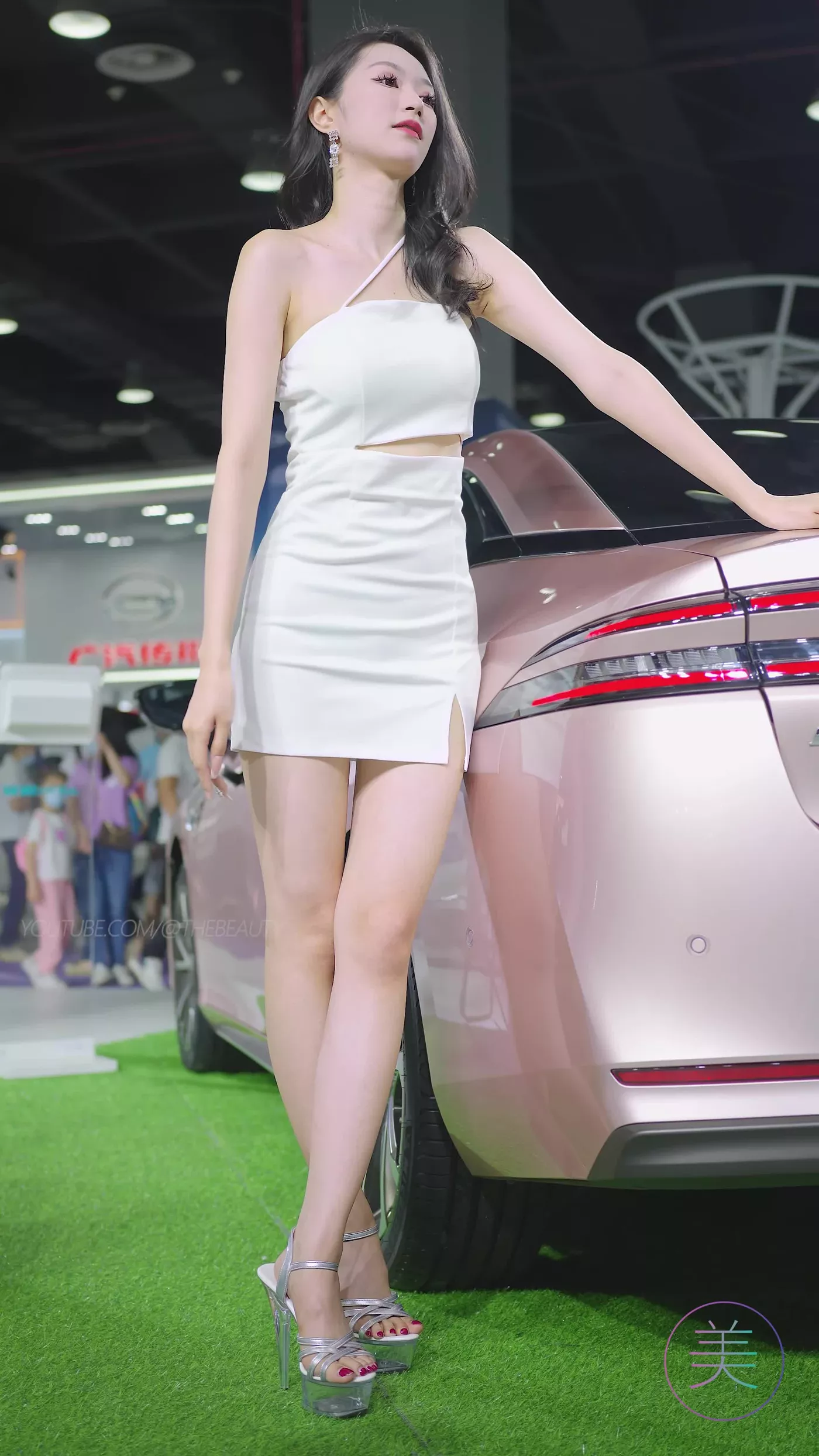 图片[1]-精选NO.0495 2023 广州华南车展 Racing Model AION车模05[20P]-草丛看图