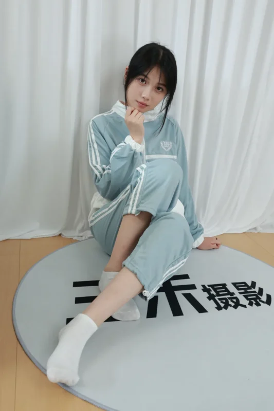 精选三禾摄影 NO.172 宁宁 青春校服萌妹[173P]-草丛看图