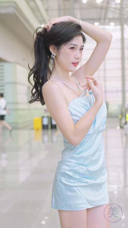 精选NO.0595 2023 深圳大湾区车展 Racing Model 车模随拍02[20P]-草丛看图