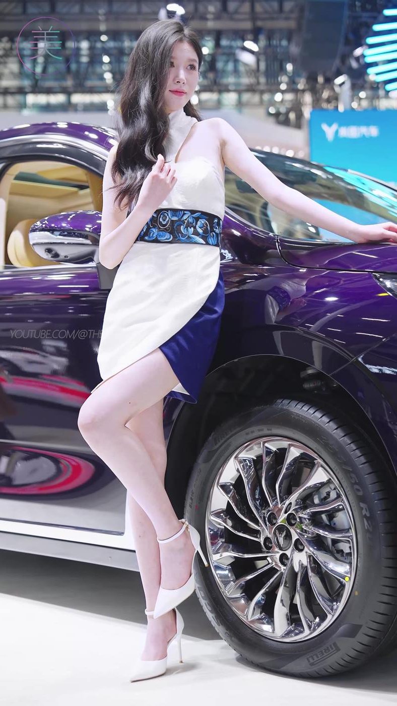 图片[7]-精选NO.0814 2023 广州车展 Racing Model 车模抖音网荭随拍66[20P]-草丛看图