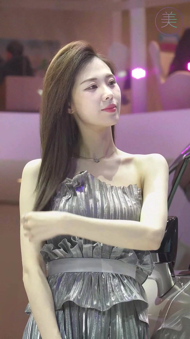 图片[5]-精选NO.0332 2021广州车展 Racing Model INFINITI车模02[20P]-草丛看图