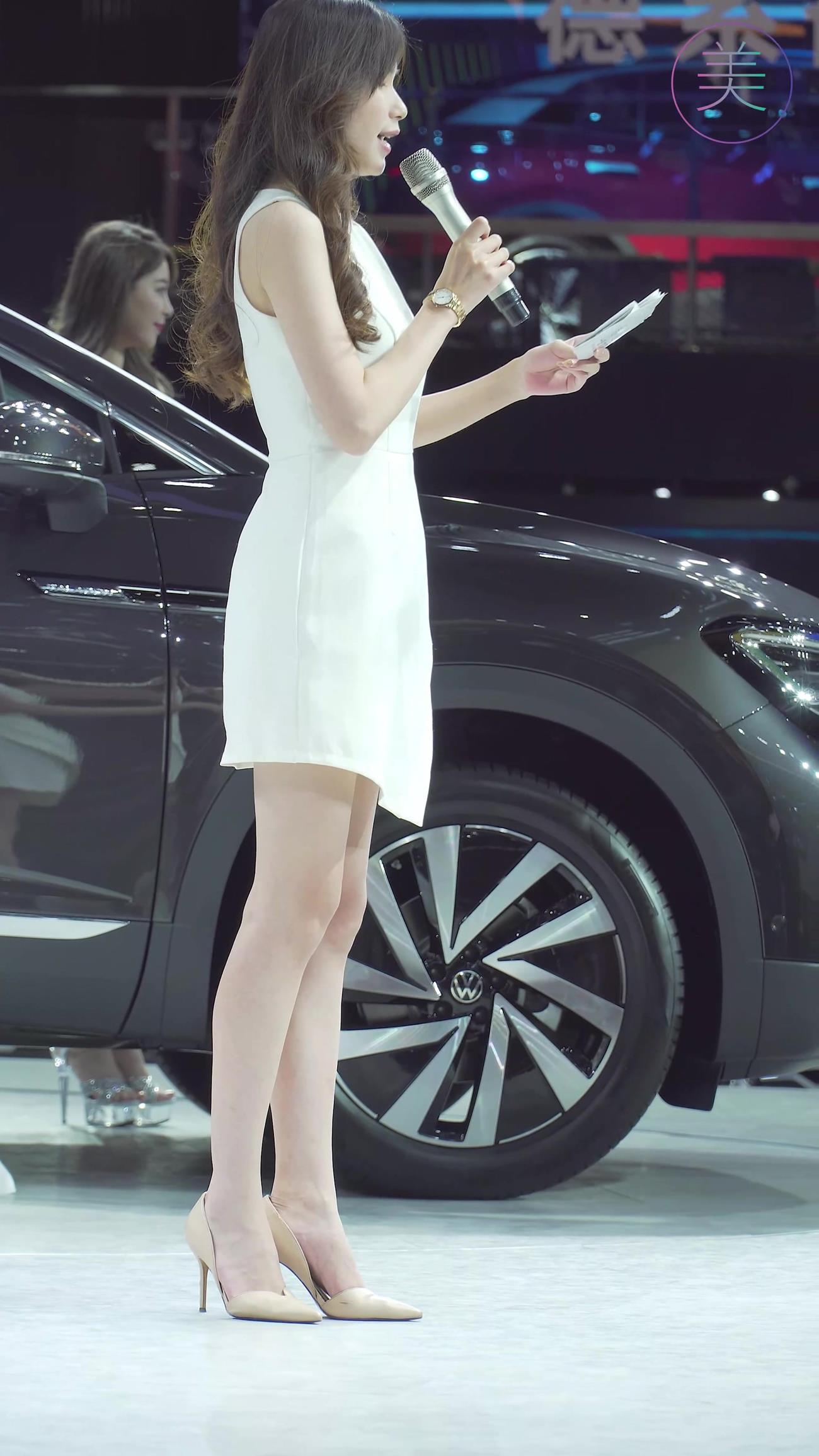 图片[5]-精选NO.0300 2021 深圳车展 Racing Model 主持人合辑01[20P]-草丛看图