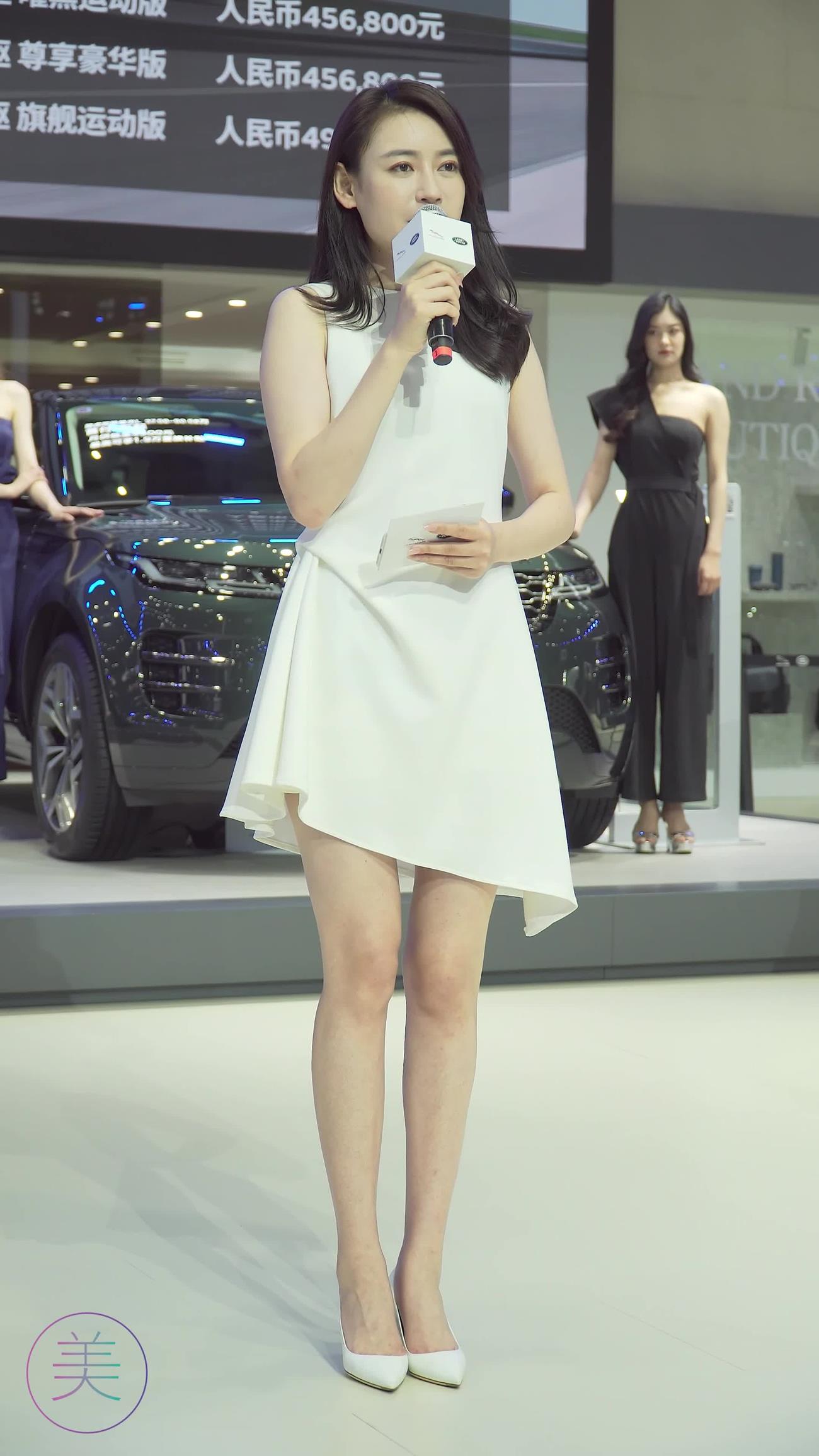 图片[1]-精选NO.0300 2021 深圳车展 Racing Model 主持人合辑01[20P]-草丛看图