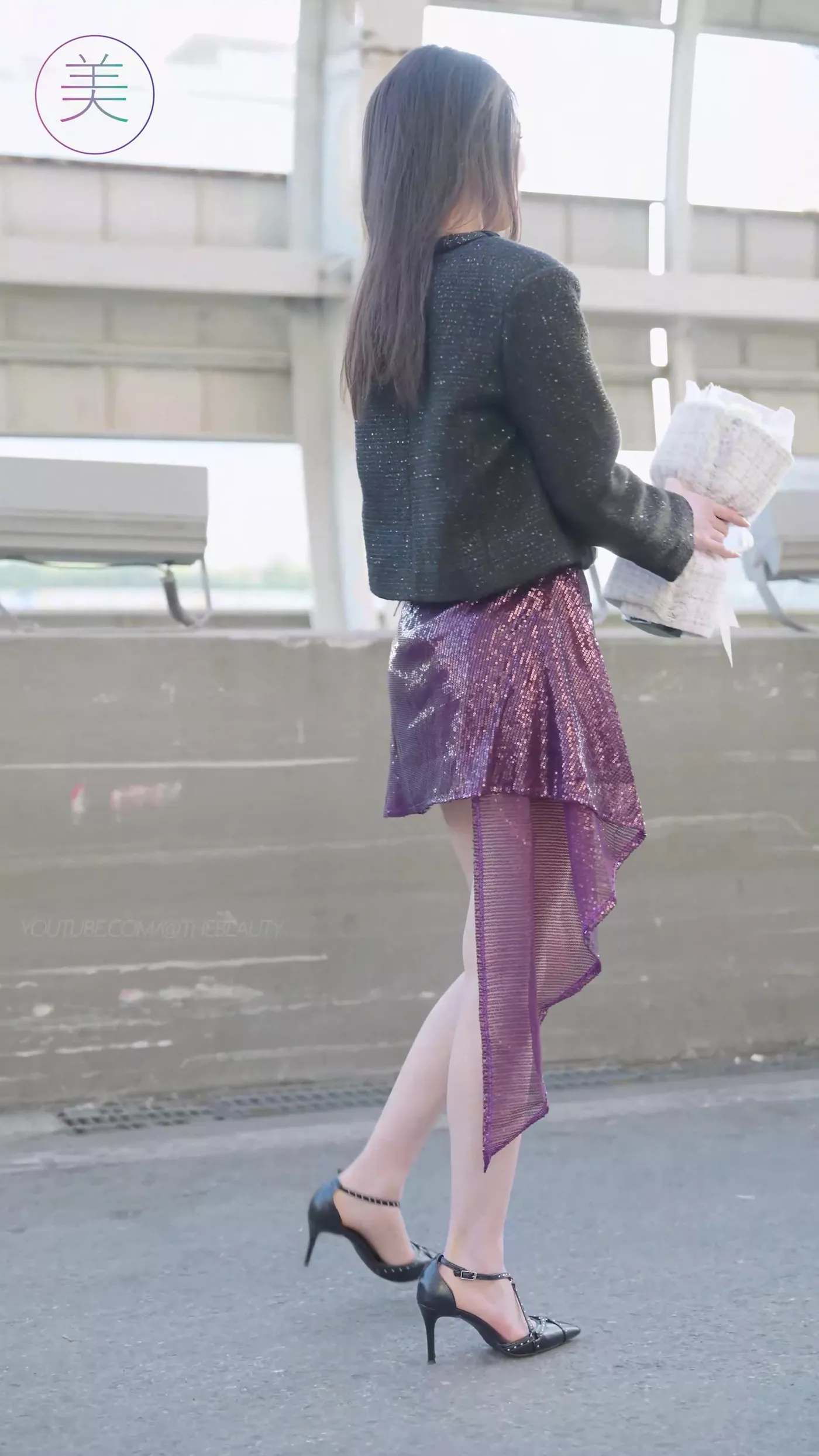 图片[4]-精选NO.0467 2023 广州车展 Racing Model 车模抖音网荭随拍15[20P]-草丛看图